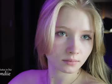 webcam girl bestblondiiecb image #3841130