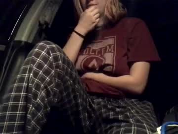 webcam girl angelak19 image #3166286