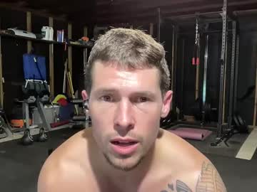 webcam man browneyedmuscleboy32 image #5137075