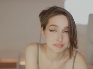 webcam girl silent_chill image #7334740