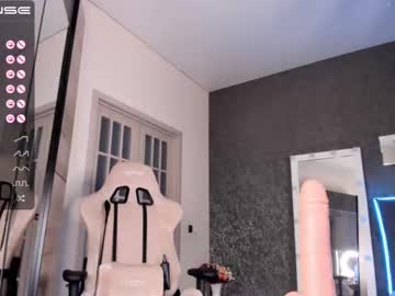webcam girl aura_kiss image #2301382
