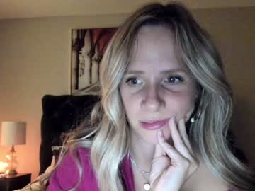webcam girl luxlovely111 image #5174062