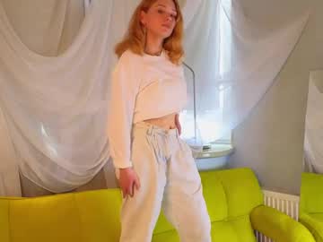 webcam girl rowenabyron image #7123017