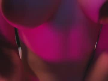 webcam girl lucie_beltran image #6987393