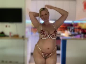 webcam girl kiradivine image #5320111
