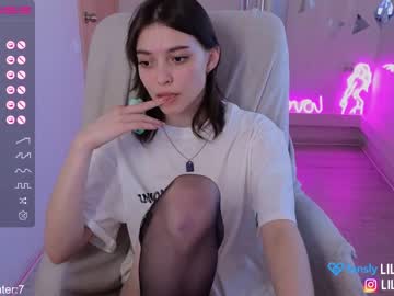 webcam girl lily_ewing image #4153917