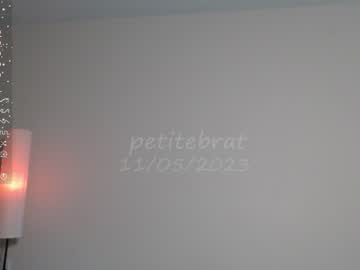 webcam girl petitebrat image #5624689