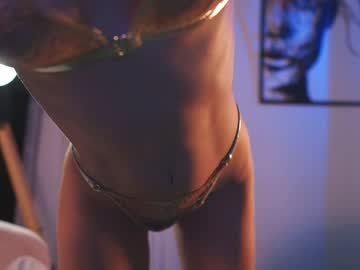 webcam girl lucie_beltran image #6443656