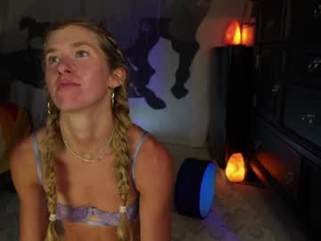 webcam girl lucy_gooosey image #7269143