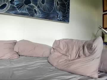 webcam girl asiangirlandwhiteguy image #1234511