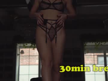 webcam couple honey_buunny image #3297643