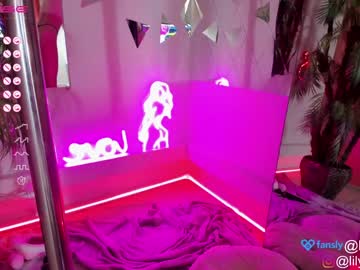 webcam girl lily_ewing image #3198461
