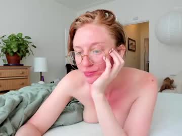 webcam girl pretendlunch image #2766788