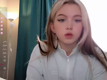 webcam girl small_blondee image #5233864