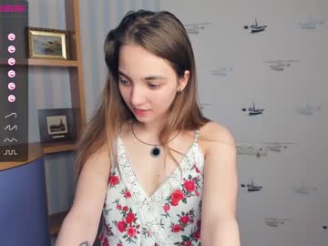 webcam girl shy_media image #4368439