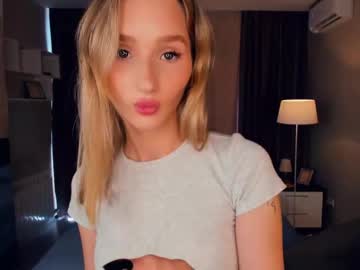 webcam girl emilyrains image #7249880