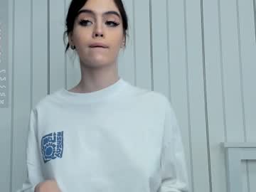 webcam girl connieambes image #5435381