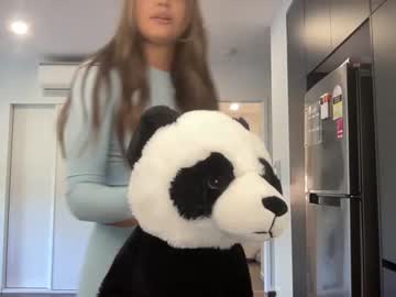 webcam girl cassies1 image #7036555
