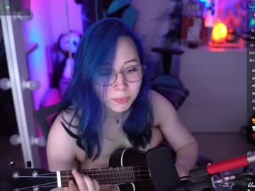 webcam girl blue_mooncat image #4943161