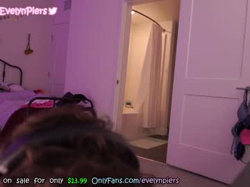 webcam girl evelynpiers image #2331622