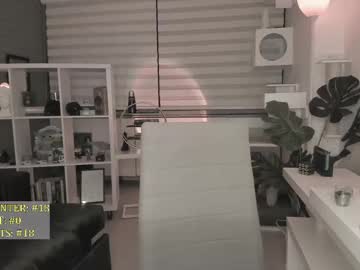 webcam girl lonelly_lolly98 image #9343795
