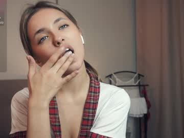 webcam girl mildredgarrett image #8529306