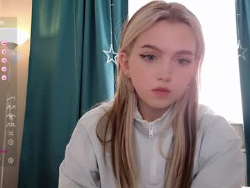webcam girl small_blondee image #5234050