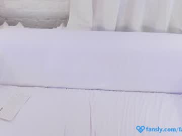 webcam girl eva_fashionista image #2023037