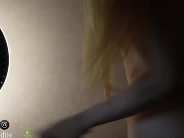 webcam girl bestblondiiecb image #7343738