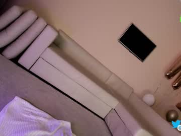 webcam girl hollyextra image #7027718
