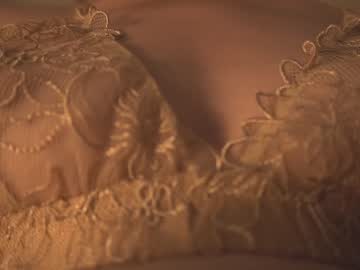 webcam girl bibi_it_is image #2108493
