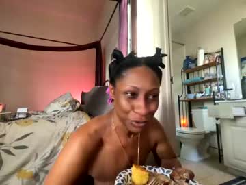 webcam girl wynterheat image #5989362