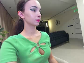 webcam girl ehotlovea image #8299571