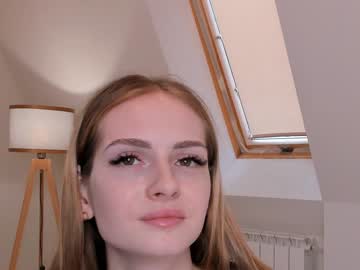 webcam girl milaniapayne image #5987945