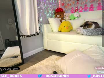 webcam girl rosiebones image #5870330