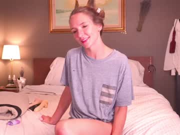 webcam girl innocentprovenguilty image #5110956