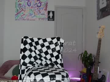 webcam girl petitebrat image #7145792