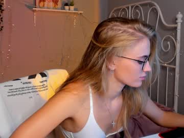 webcam girl linellali image #2548730