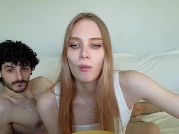 webcam couple peachcreamcouple image #9649296