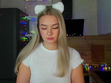 webcam girl 8a8y_nura image #781840