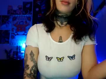 webcam girl xlunaskye image #6181640