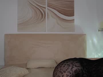 webcam girl funny_to_see_you_here image #8429752