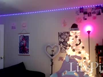 webcam girl lilypixel image #3249366