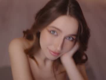 webcam girl silent_chill image #5876116