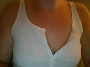 webcam girl tallglassoftrouble image #2439592