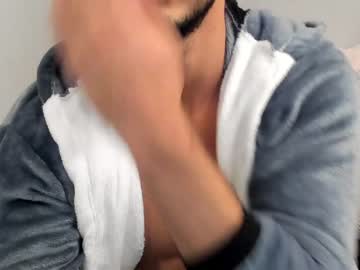 webcam man hola_hola_555 image #413182