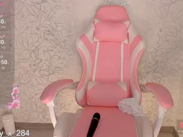 webcam girl queenafina image #7597379