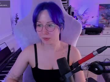webcam girl blue_mooncat image #7140127