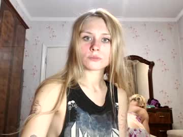 webcam couple ellie_mcqueen image #2192807