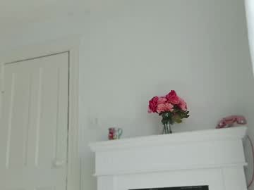webcam girl littlegreekflower image #9300872